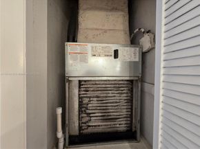 6940 Miami Gardens Dr 1319, Hialeah FL 33015