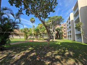 6940 Miami Gardens Dr 1319, Hialeah FL 33015