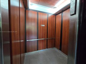 6940 Miami Gardens Dr 1319, Hialeah FL 33015