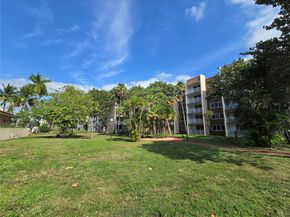 6940 Miami Gardens Dr 1319, Hialeah FL 33015