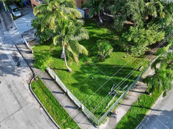 280 NW 33rd St