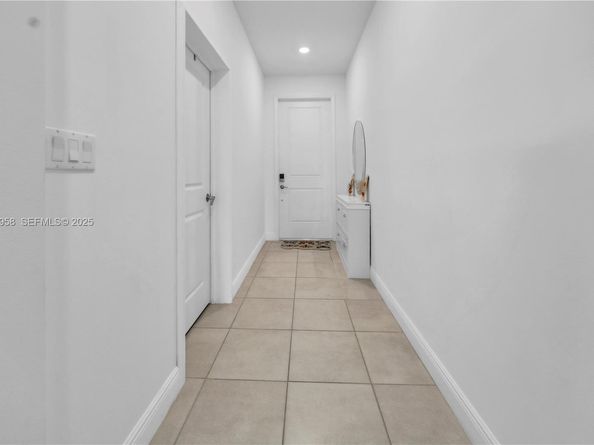 4242 Rosa Dr, Deerfield Beach FL 33064