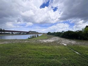 1143 NW 123rd Ct 607, Miami FL 33182