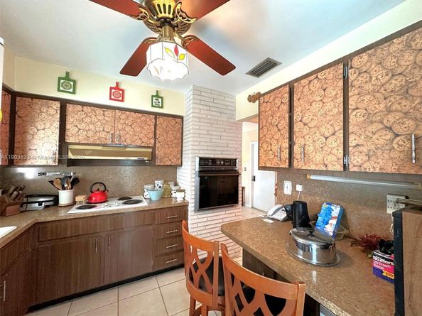 2431 Sabal Palm Dr, Miramar FL 33023