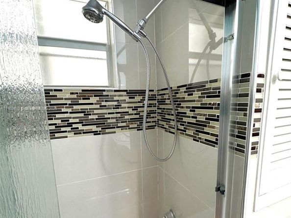 2431 Sabal Palm Dr, Miramar FL 33023