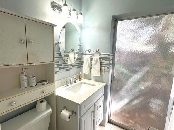 2431 Sabal Palm Dr, Miramar FL 33023