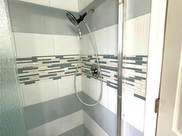 2431 Sabal Palm Dr, Miramar FL 33023