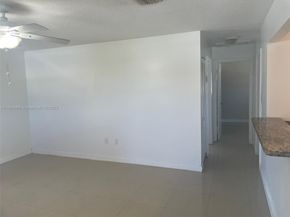 971 E 18th St, Hialeah FL 33013