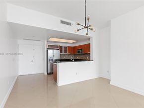 3131 NE 188th St 21010, Aventura FL 33180