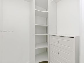 3131 NE 188th St 21010, Aventura FL 33180