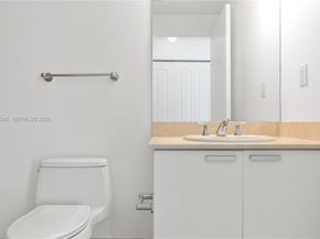 3131 NE 188th St 21010, Aventura FL 33180