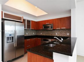 3131 NE 188th St 21010, Aventura FL 33180