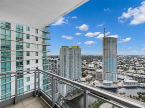 92 SW 3rd St 4109, Miami FL 33130