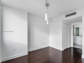 92 SW 3rd St 4109, Miami FL 33130