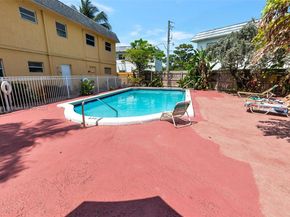 4061 N Dixie Hwy 29, Oakland Park FL 33334