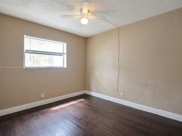 4061 N Dixie Hwy 29, Oakland Park FL 33334