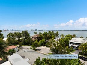 7975 Biscayne Point Cir, Miami Beach FL 33141