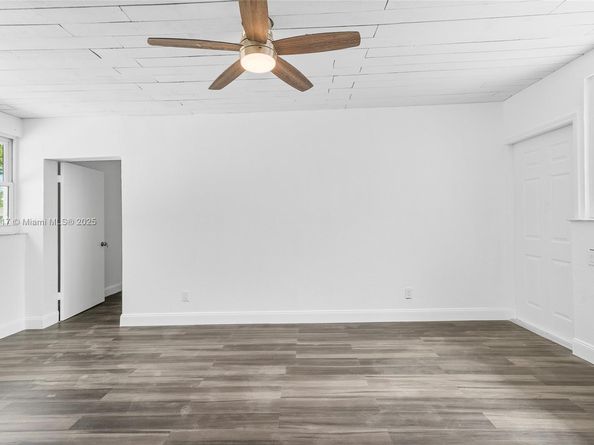 1124 Yale Dr, Hollywood FL 33021