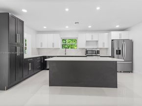 1124 Yale Dr, Hollywood FL 33021
