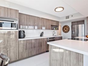 3600 Mystic Pointe Dr 1212, Aventura FL 33180