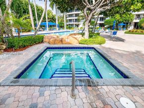 3600 Mystic Pointe Dr 1212, Aventura FL 33180