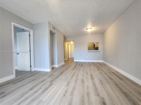 11309 SW 200th St 303C, Miami FL 33157
