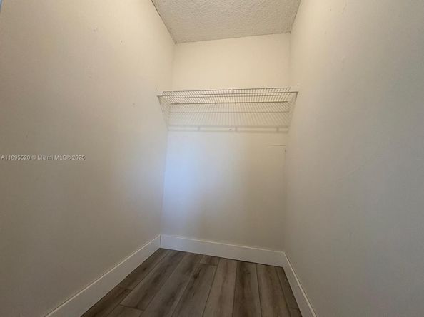 11309 SW 200th St 303C, Miami FL 33157