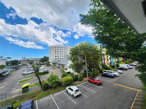 11309 SW 200th St 303C, Miami FL 33157