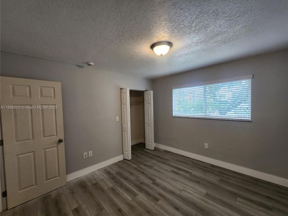 11309 SW 200th St 303C, Miami FL 33157