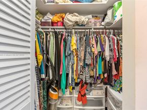 1425 Atlantic Shores Blvd 409, Hallandale Beach FL 33009