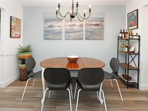 5300 Washington St E207, Hollywood FL 33021