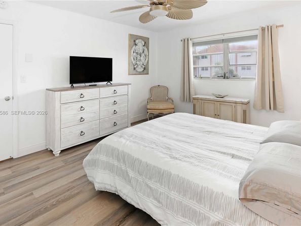 5300 Washington St E207, Hollywood FL 33021