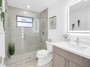 7904 SW 139th Ct, Miami FL 33183