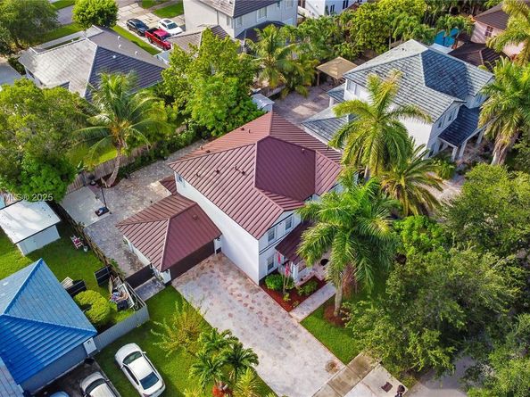 20235 SW 129th Ave, Miami FL 33177