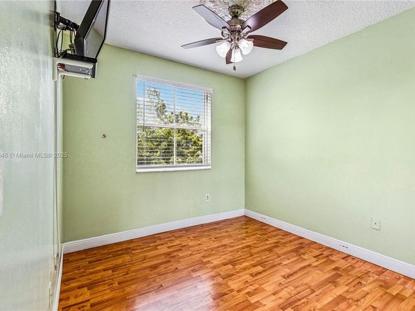 20235 SW 129th Ave, Miami FL 33177