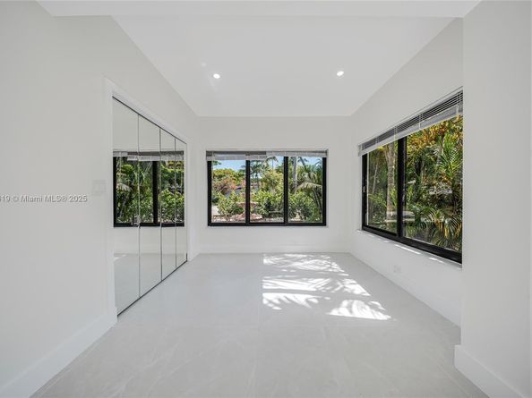 1344 SW 18th St, Miami FL 33145