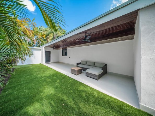 1344 SW 18th St, Miami FL 33145