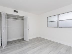 3600 NE 170th St D112, North Miami Beach FL 33160