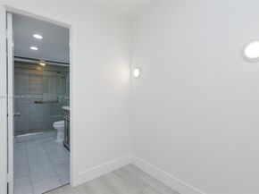 3600 NE 170th St D112, North Miami Beach FL 33160