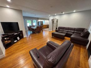 520 N 26th Ave, Hollywood FL 33020