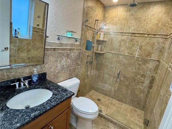 520 N 26th Ave, Hollywood FL 33020