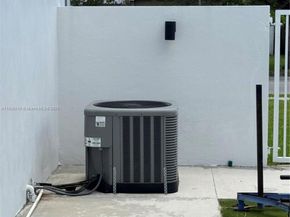 520 N 26th Ave, Hollywood FL 33020