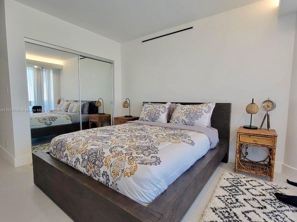 900 Bay Dr 524, Miami Beach FL 33141