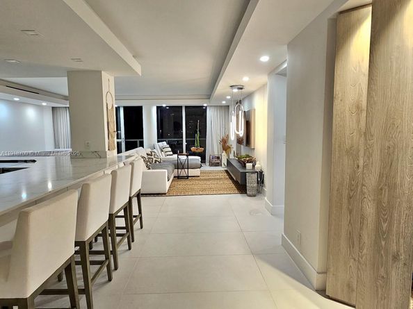 900 Bay Dr 524, Miami Beach FL 33141