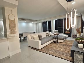 900 Bay Dr 524, Miami Beach FL 33141