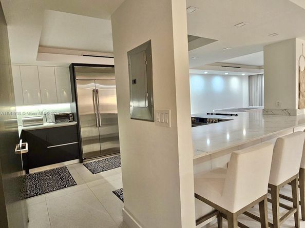 900 Bay Dr 524, Miami Beach FL 33141
