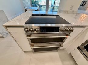 900 Bay Dr 524, Miami Beach FL 33141