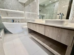 900 Bay Dr 524, Miami Beach FL 33141