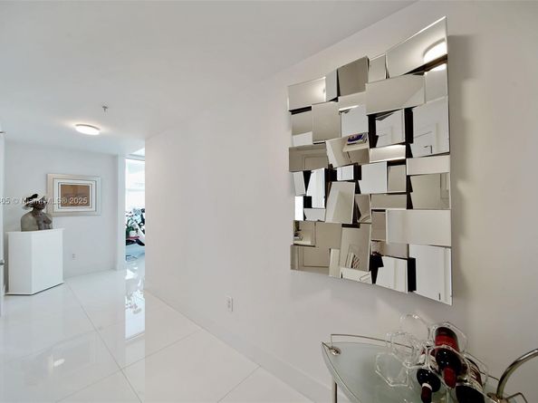 6899 Collins Ave 1905, Miami Beach FL 33141