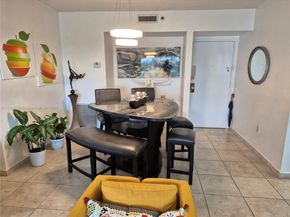 4001 Hillcrest Dr 705, Hollywood FL 33021